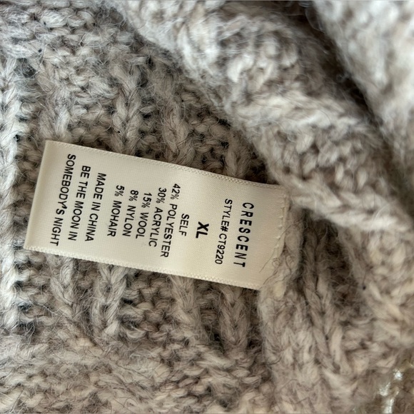 Lena Mock Neck Cropped Sweater by CRESCENT - Picture 5 of 13